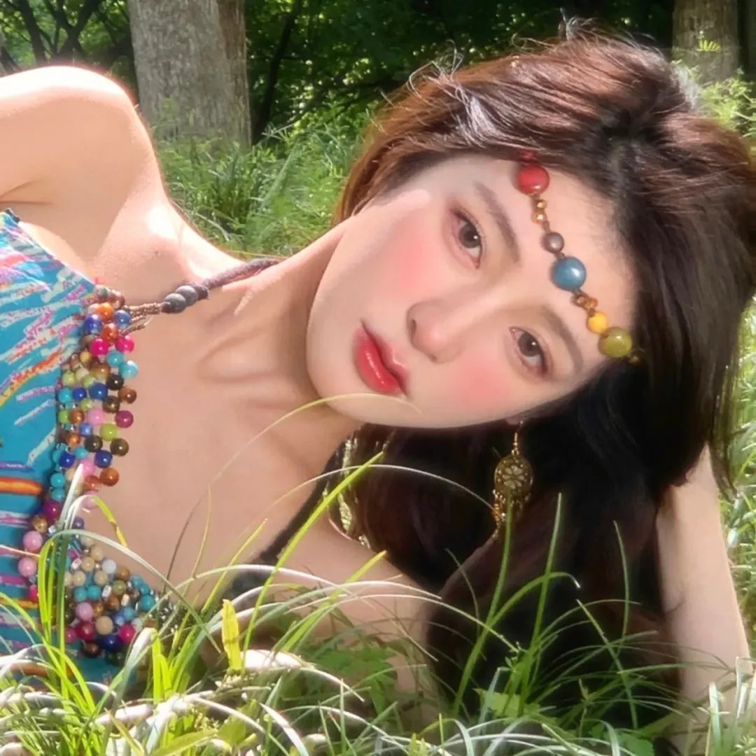 蕾哈娜内衣秀4